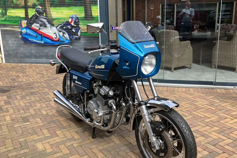 Benelli 500 Quattro (1976)