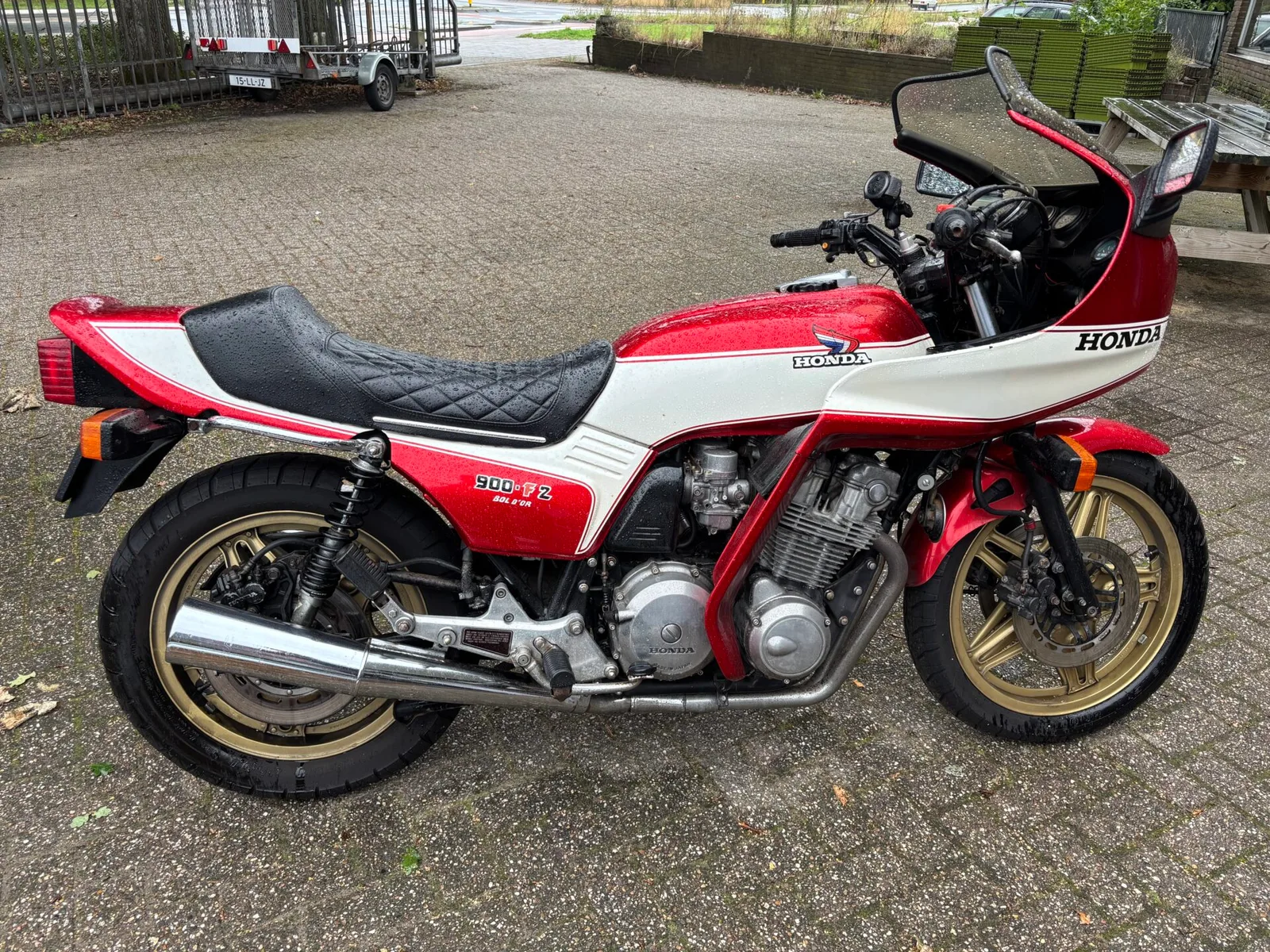 Honda CB 900 F Hornet (1980) — foto 1