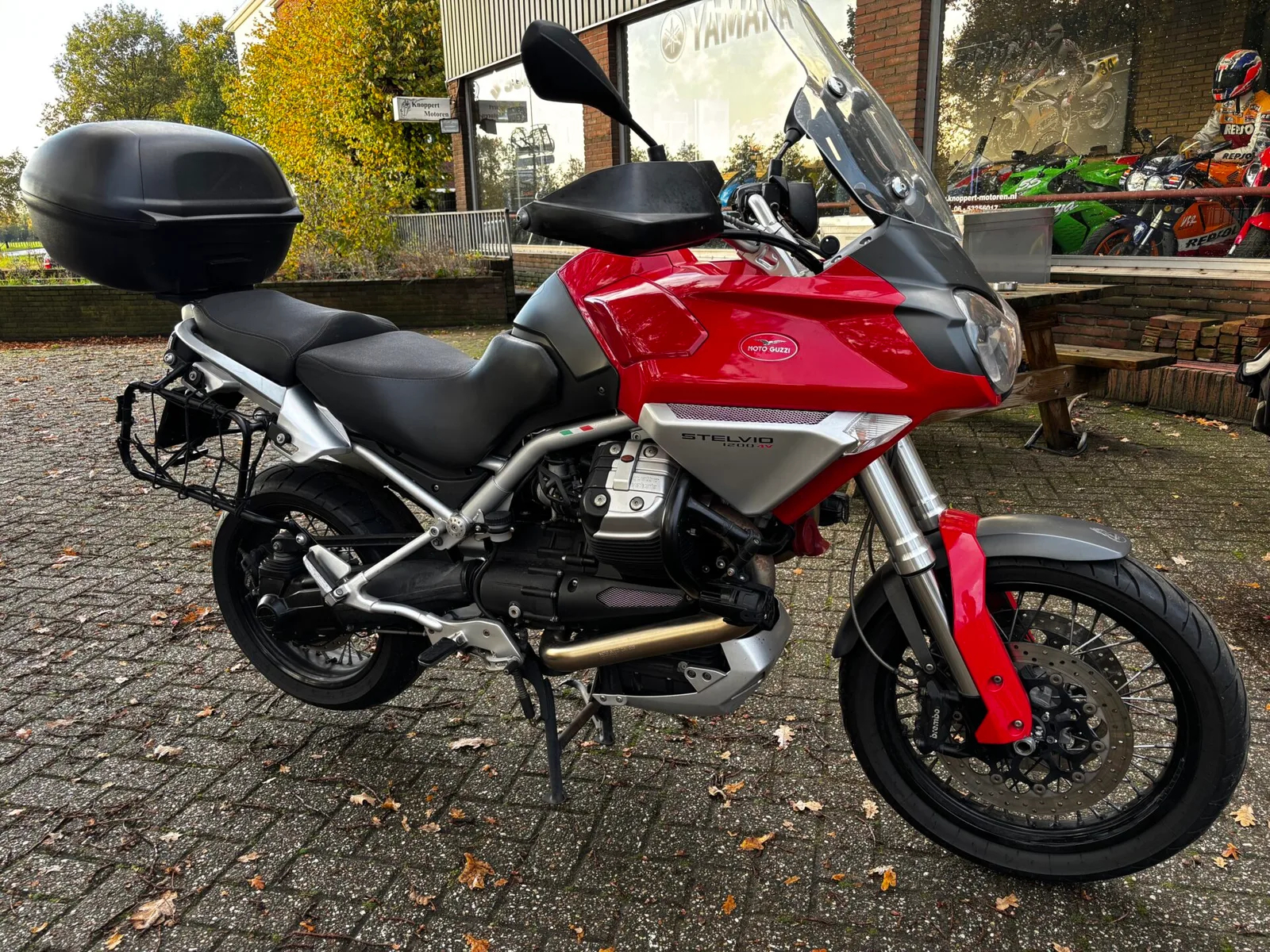 Moto Guzzi Stelvio (2026) — foto 1