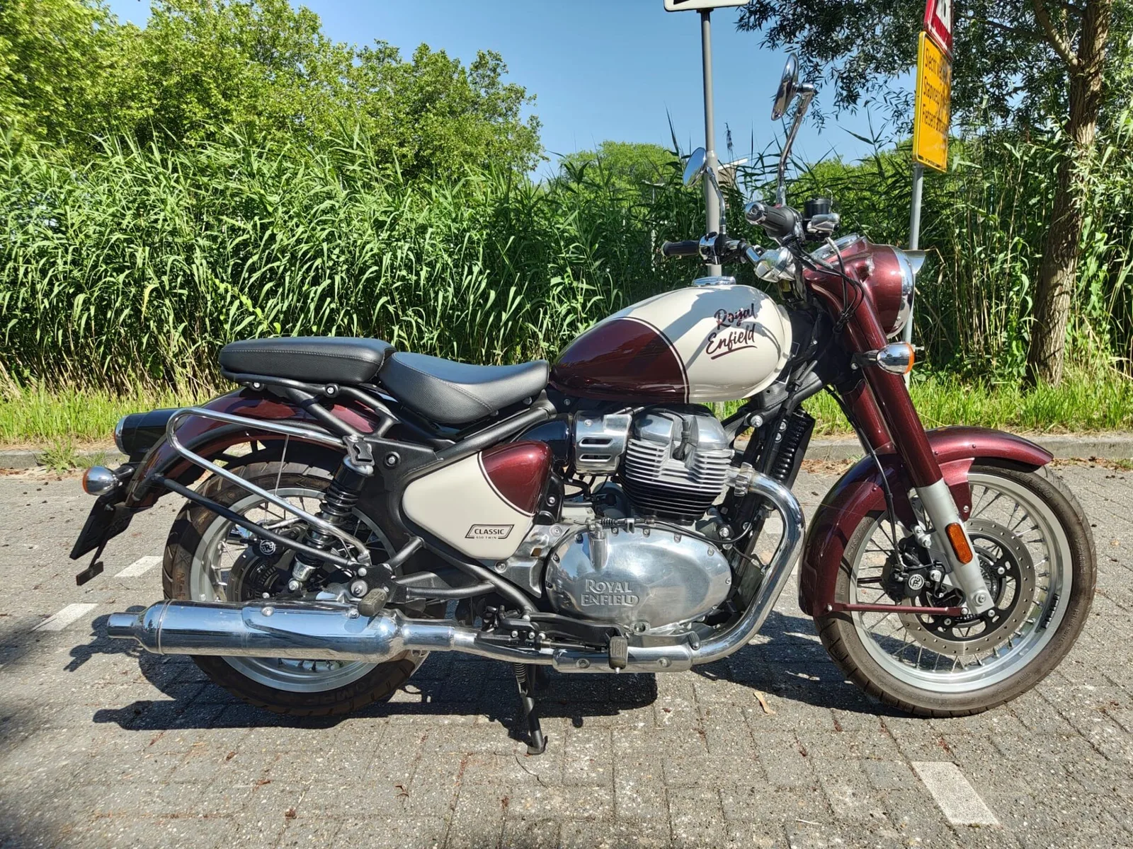 Royal Enfield 650 classic (2025) — foto 1