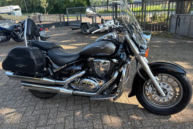 Suzuki Intruder (2011)