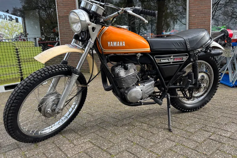 Yamaha DT 250 (1975)