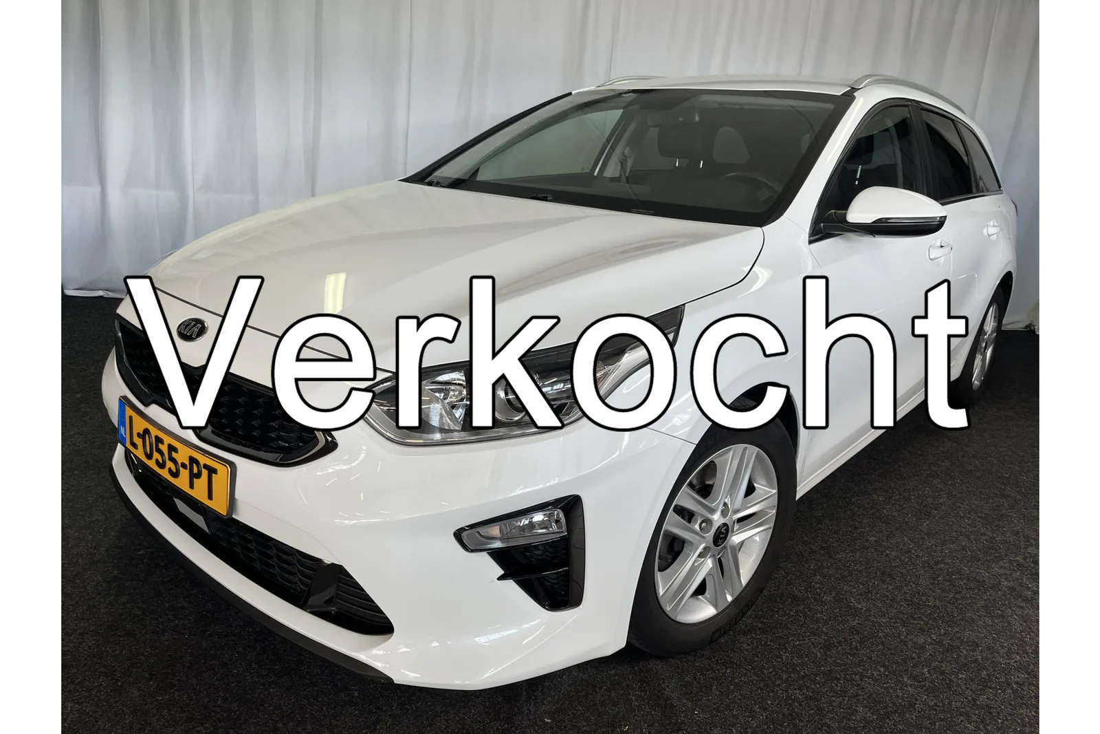 Kia Ceed Sportswagon (2021) — foto 1