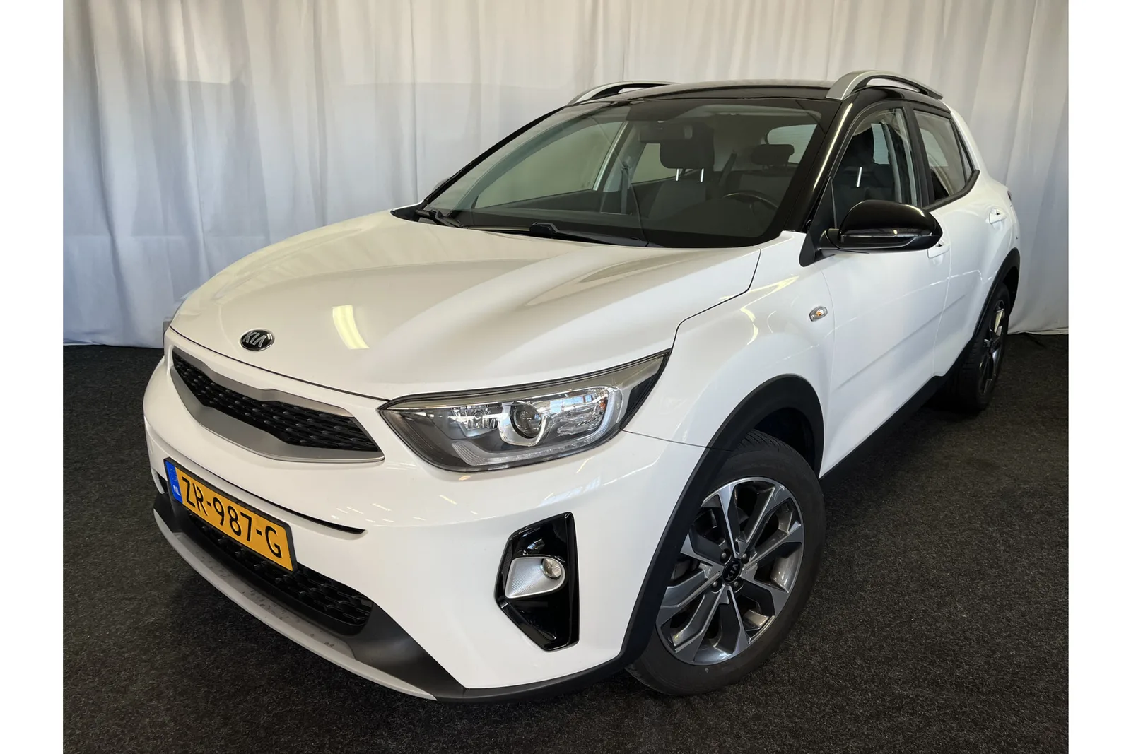 Kia Stonic (2019) — foto 1