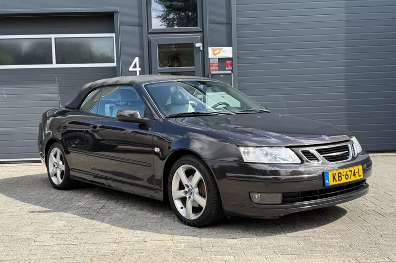 Saab 9-3 (2004)