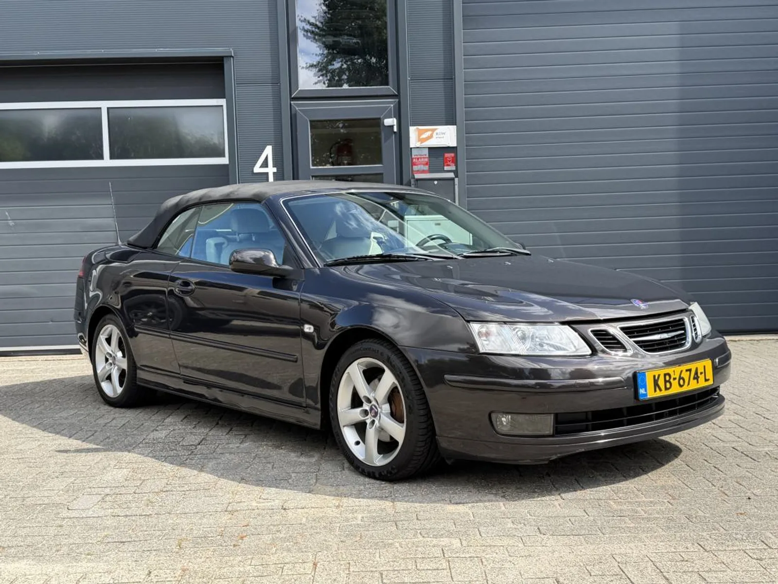 Saab 9-3 (2004) — foto 1
