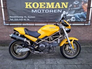 Ducati M900 Monster (2000) — foto 1
