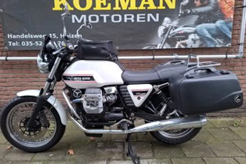 Moto Guzzi V 7 Classic (2011)