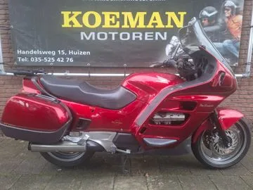 Honda ST 1100 Pan European (1993) — foto 1