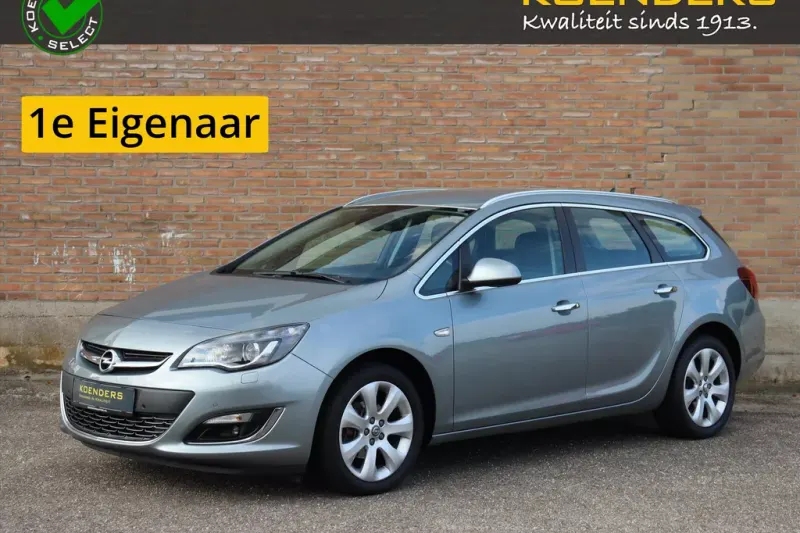 Opel Astra (2012)