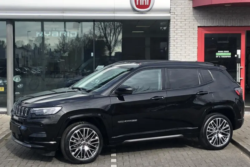 Jeep Compass (2025)