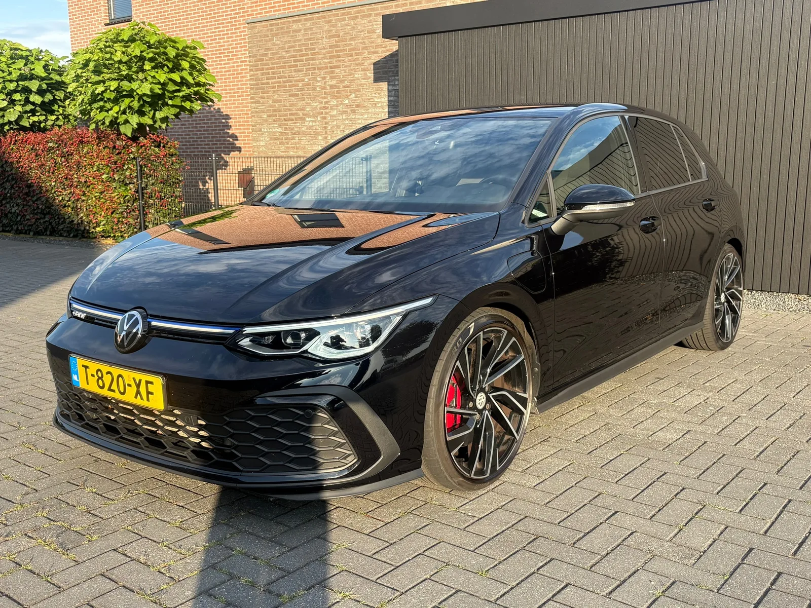 Volkswagen Golf (2021) — foto 1