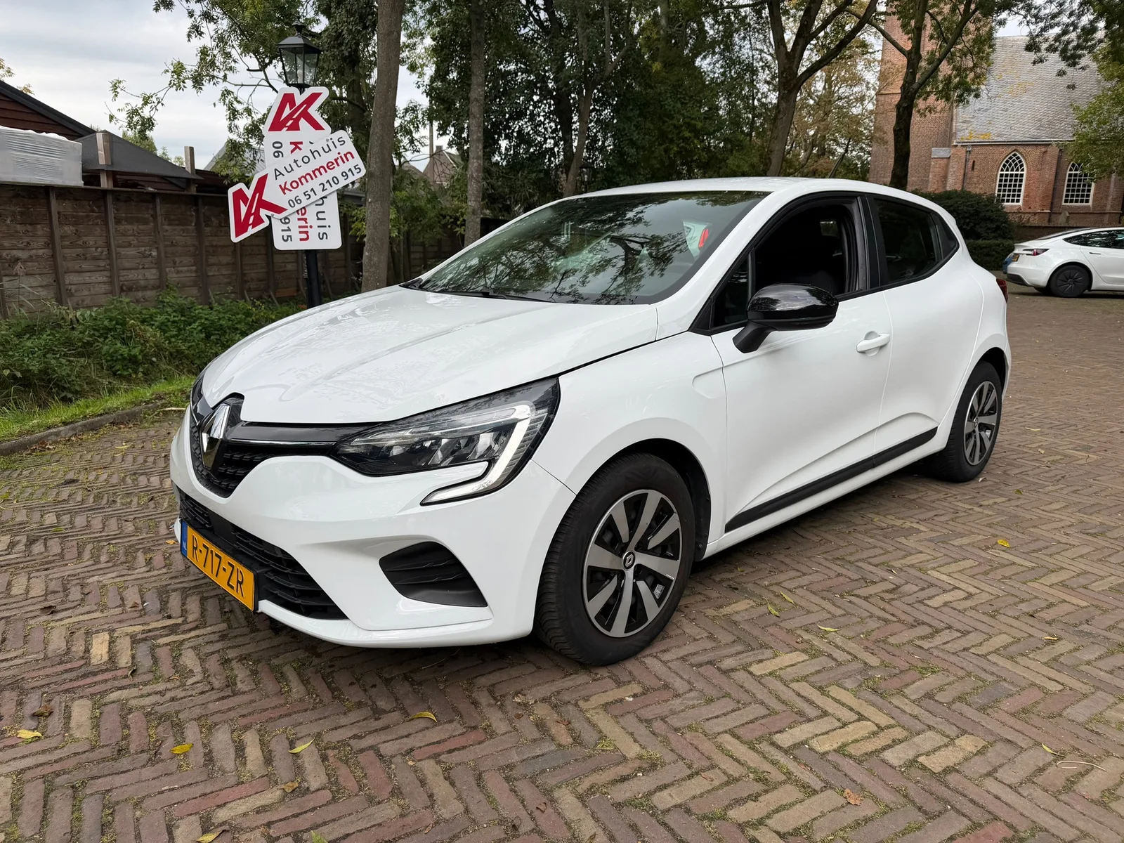 Renault Clio (2023) — foto 1