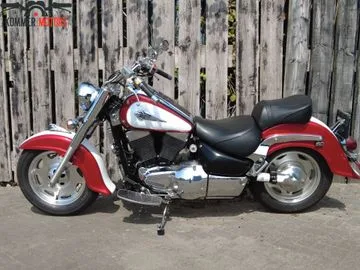 Suzuki VL 1500 Intruder (1999) — foto 1