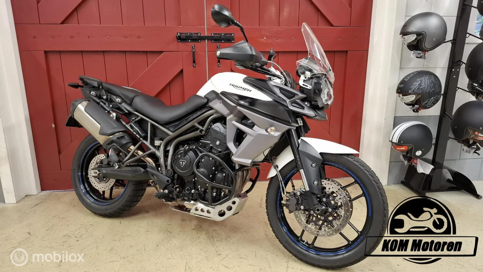 Triumph Tiger 800 (2016) — foto 1