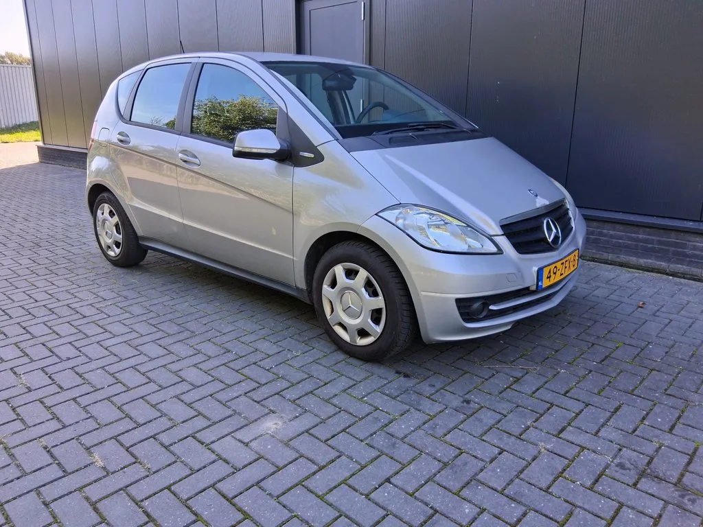 Mercedes-Benz A-Klasse (2012) — foto 1