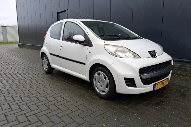 Peugeot 107 (2012)