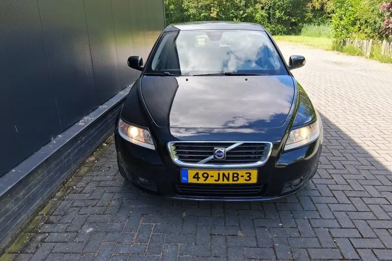 Volvo V50 (2009)