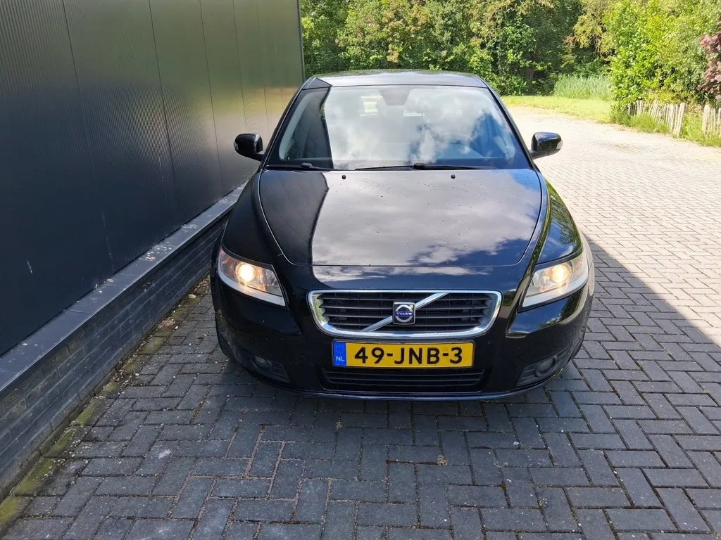 Volvo V50 (2009) — foto 1
