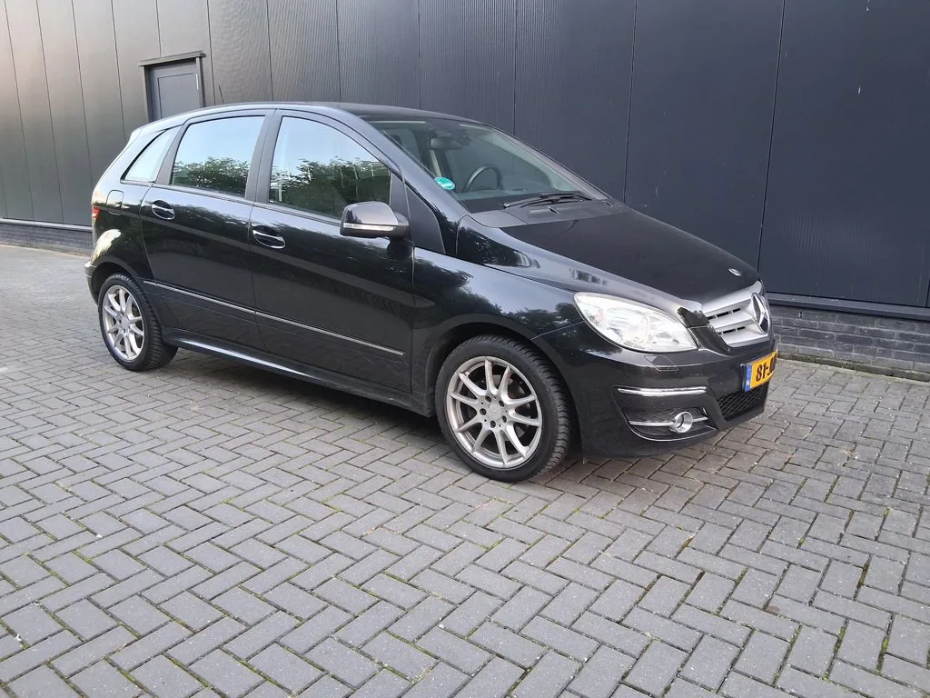 Mercedes-Benz B-Klasse (2009) — foto 1