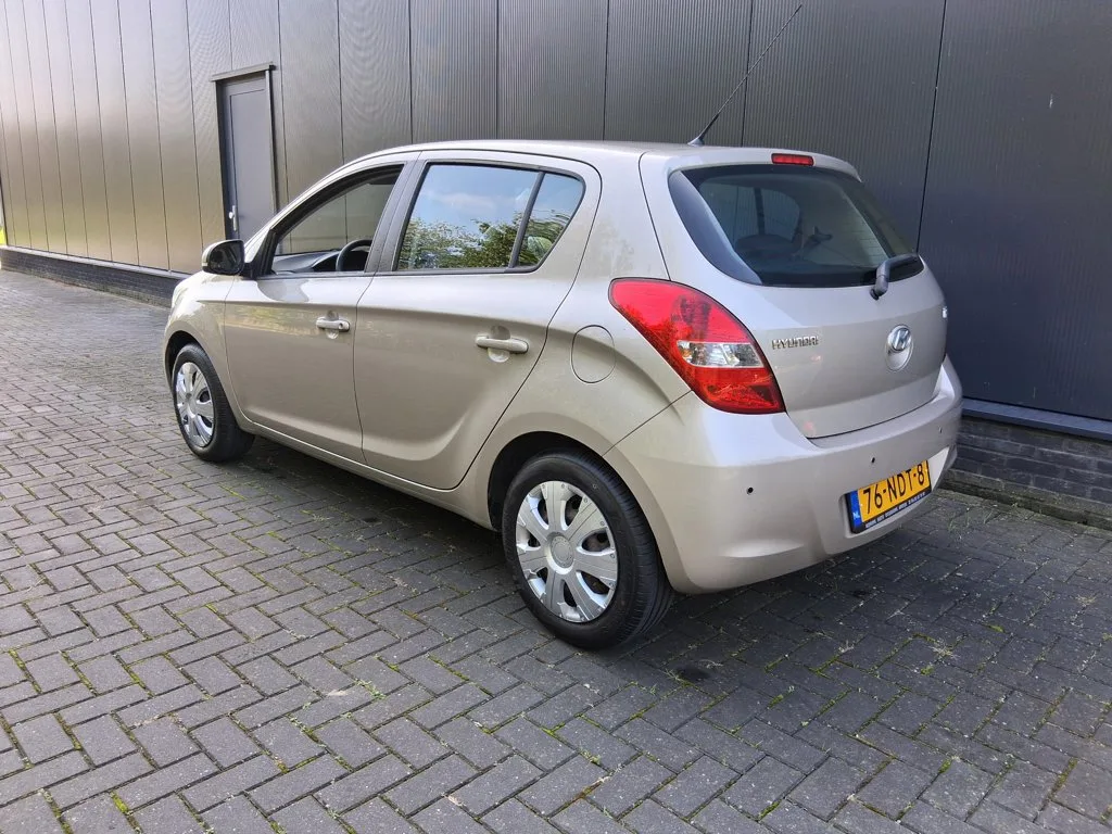 Hyundai i20 (2010) — foto 1