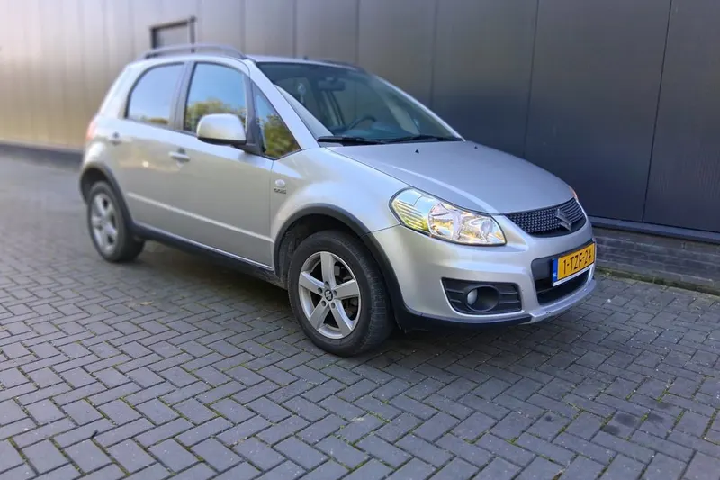 Suzuki SX4 (2013)