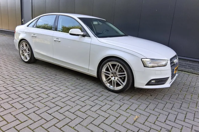 Audi A4 (2013)