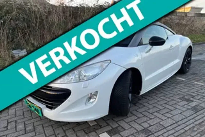 Peugeot RCZ (2011)