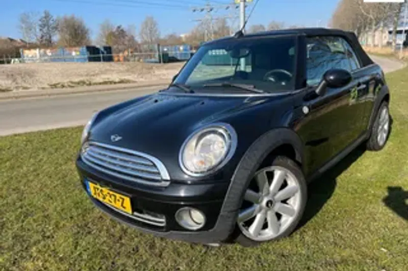 MINI Cabrio (2009)
