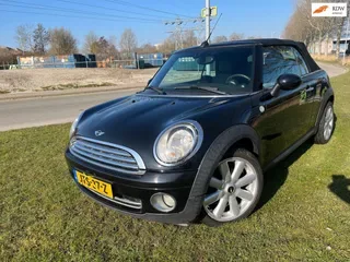 MINI Cabrio (2009) — foto 1
