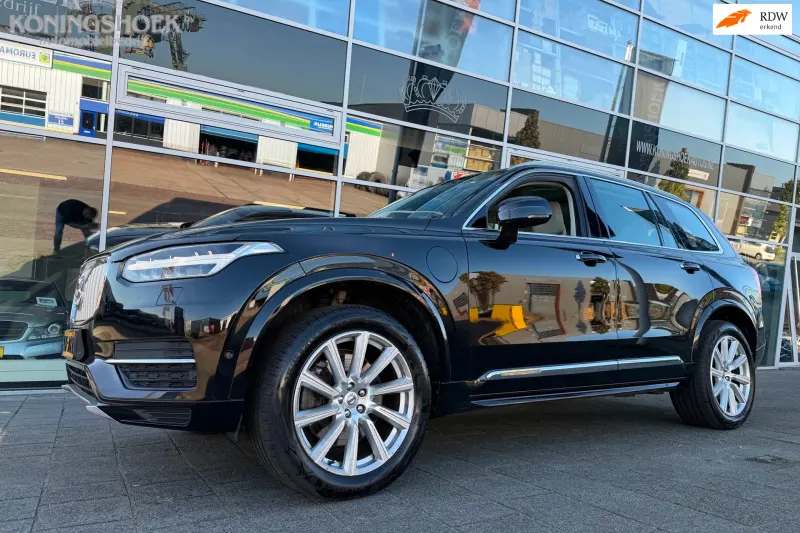 Volvo XC90 (2016)