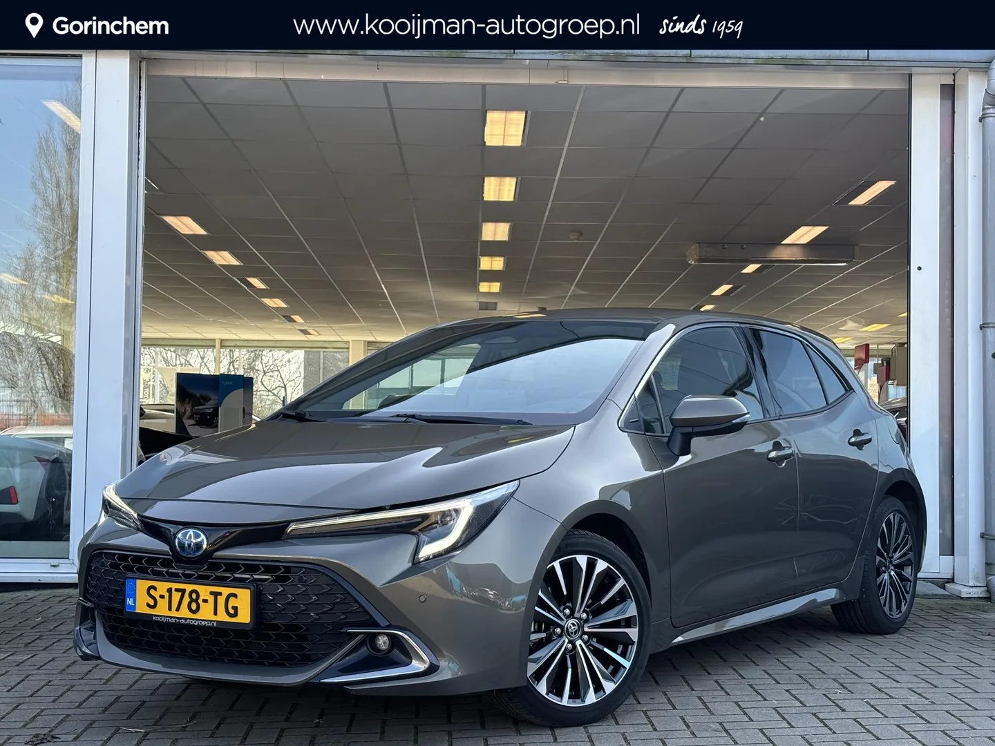 Toyota Corolla (2023) — foto 1