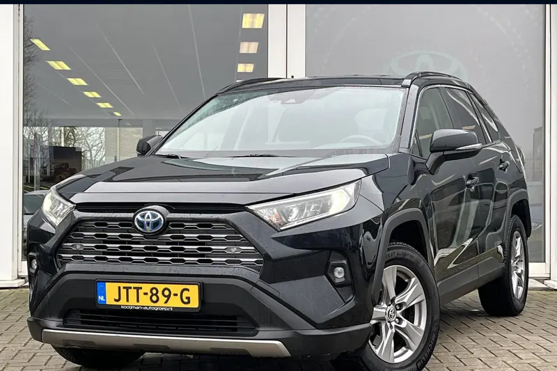 Toyota RAV4 (2022)