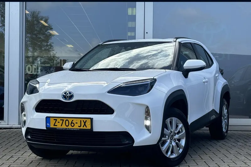 Toyota Yaris Cross (2024)