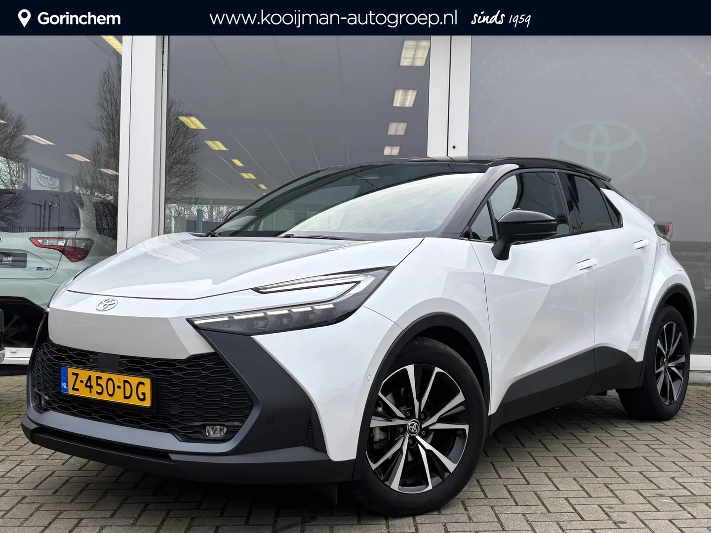 Toyota C-HR (2024) — foto 1