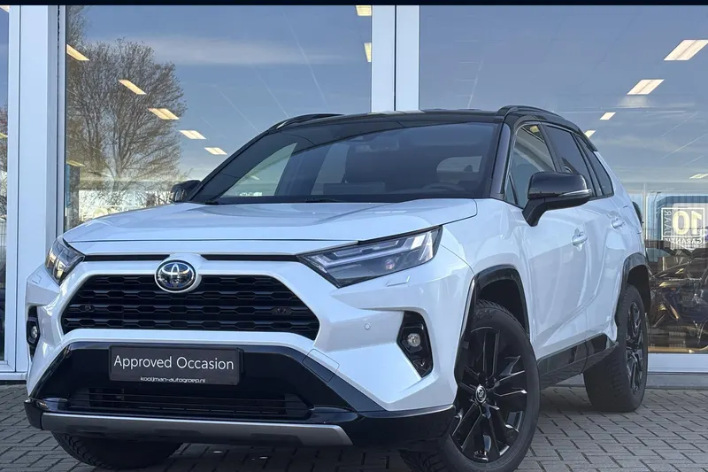 Toyota RAV4 (2025)