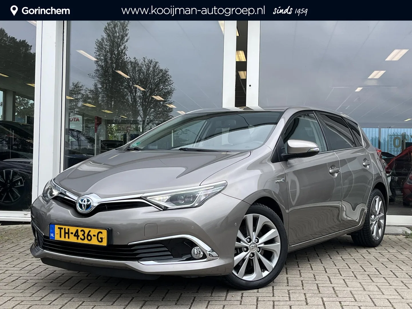 Toyota Auris (2016) — foto 1