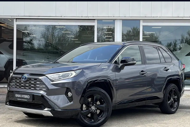Toyota RAV4 (2021)