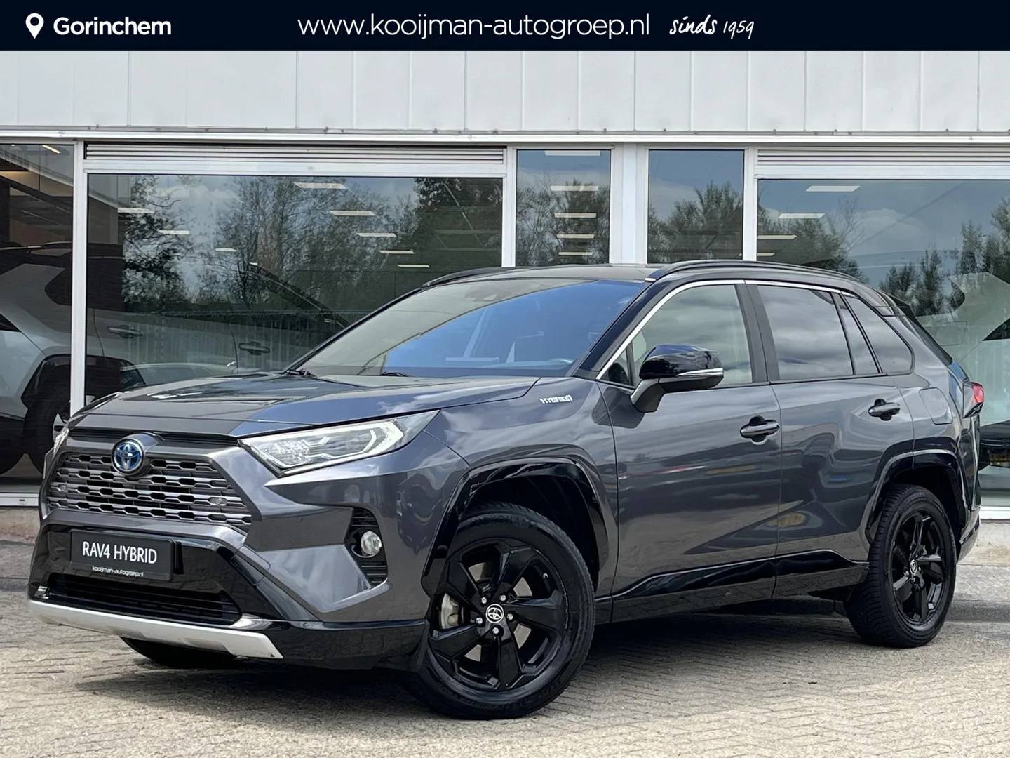 Toyota RAV4 (2021) — foto 1