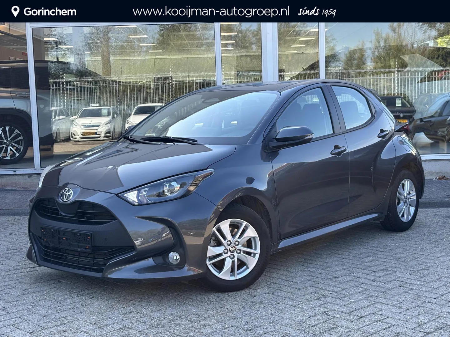 Toyota Yaris (2025) — foto 1