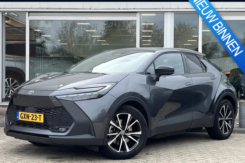 Toyota C-HR (2024)