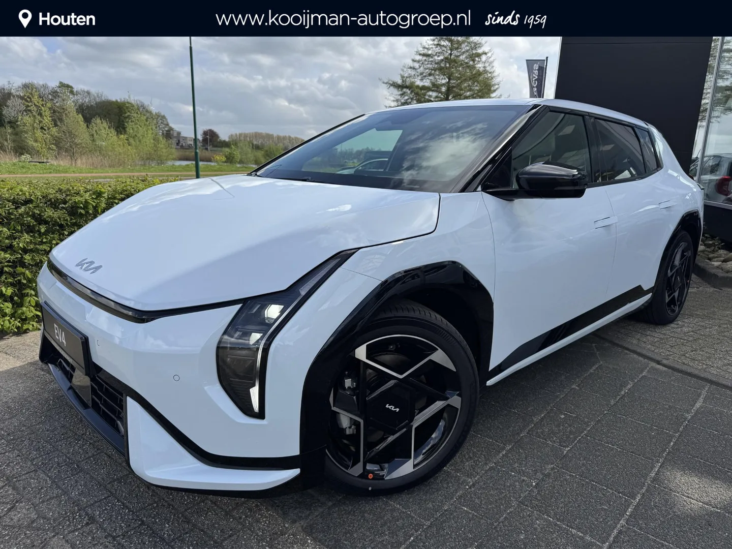 Kia EV4 (2026) — foto 1