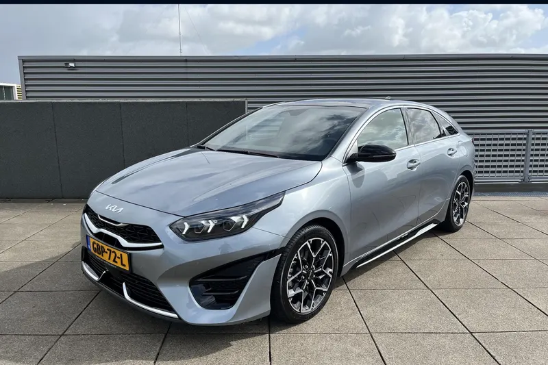 Kia Proceed (2024)