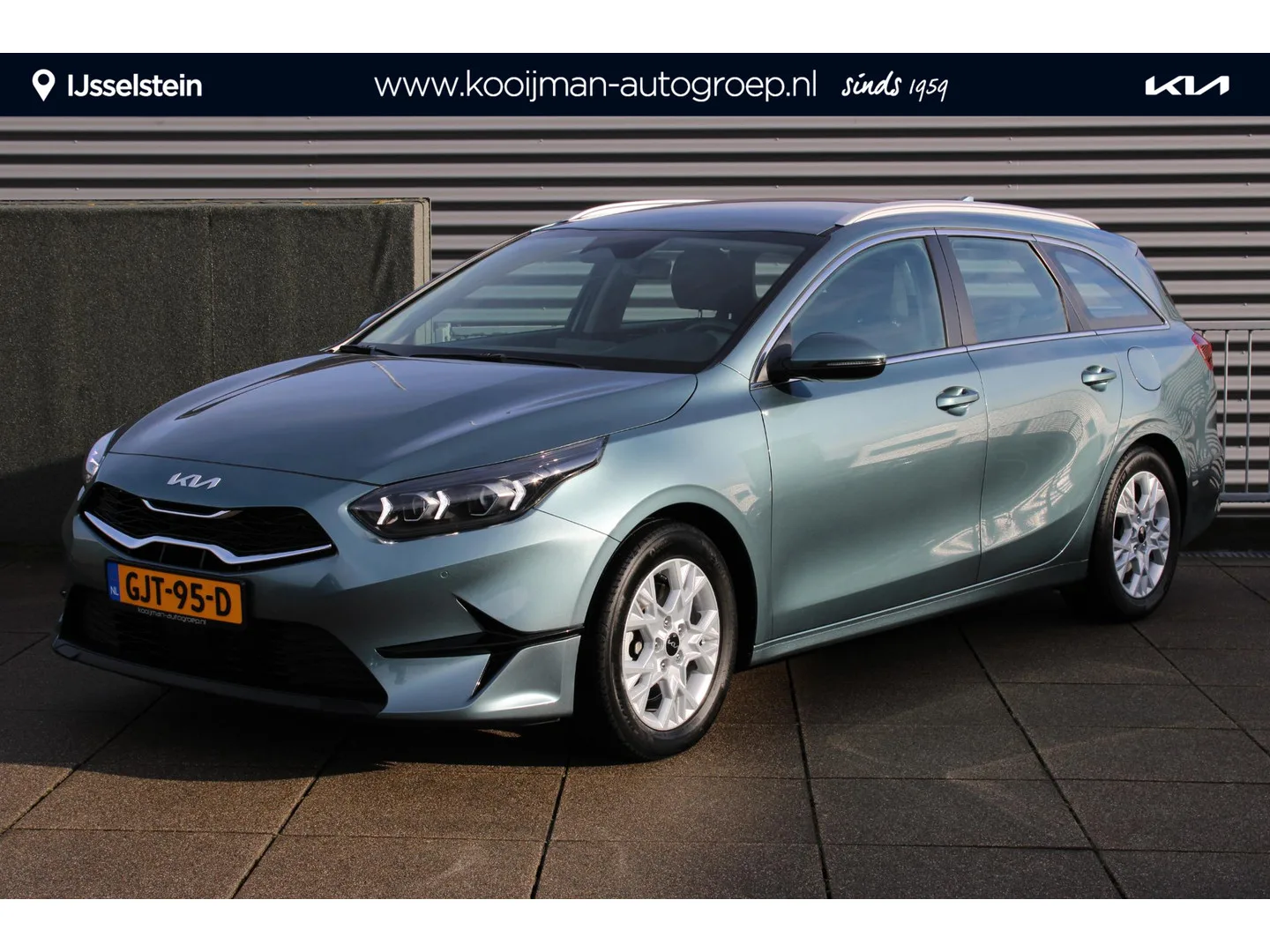 Kia Ceed Sportswagon (2024) — foto 1