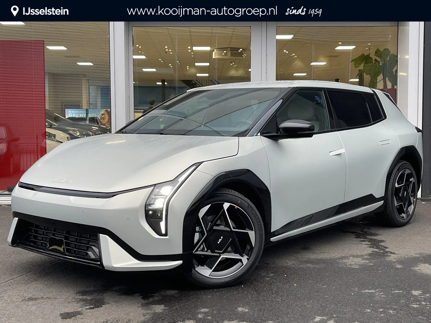 Kia EV4 (2026) — foto 1