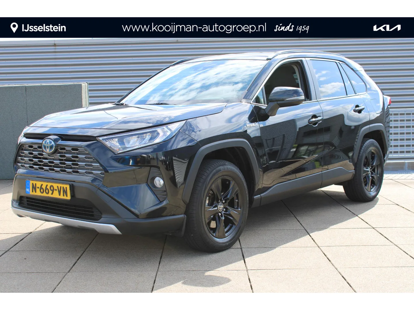 Toyota RAV4 (2022) — foto 1