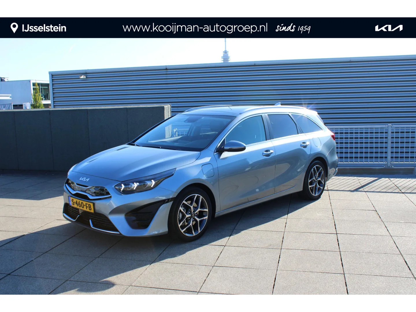 Kia Ceed Sportswagon (2023) — foto 1