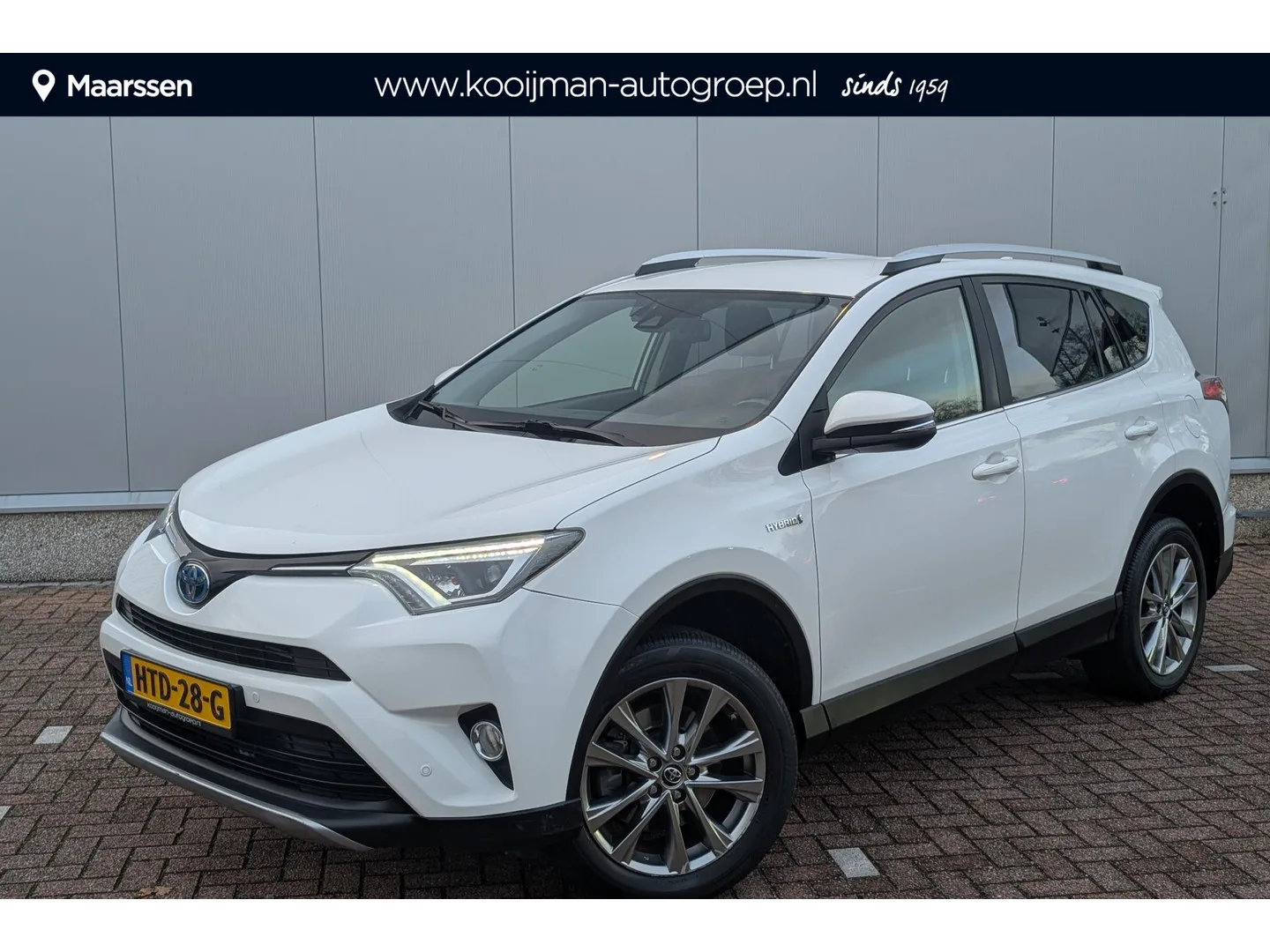 Toyota RAV4 (2017) — foto 1