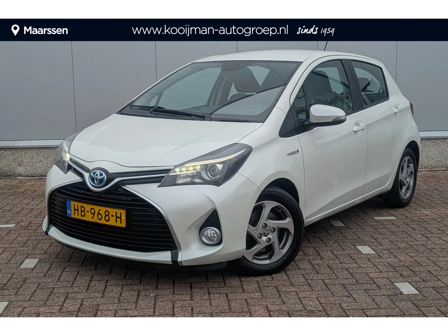 Toyota Yaris (2015) — foto 1