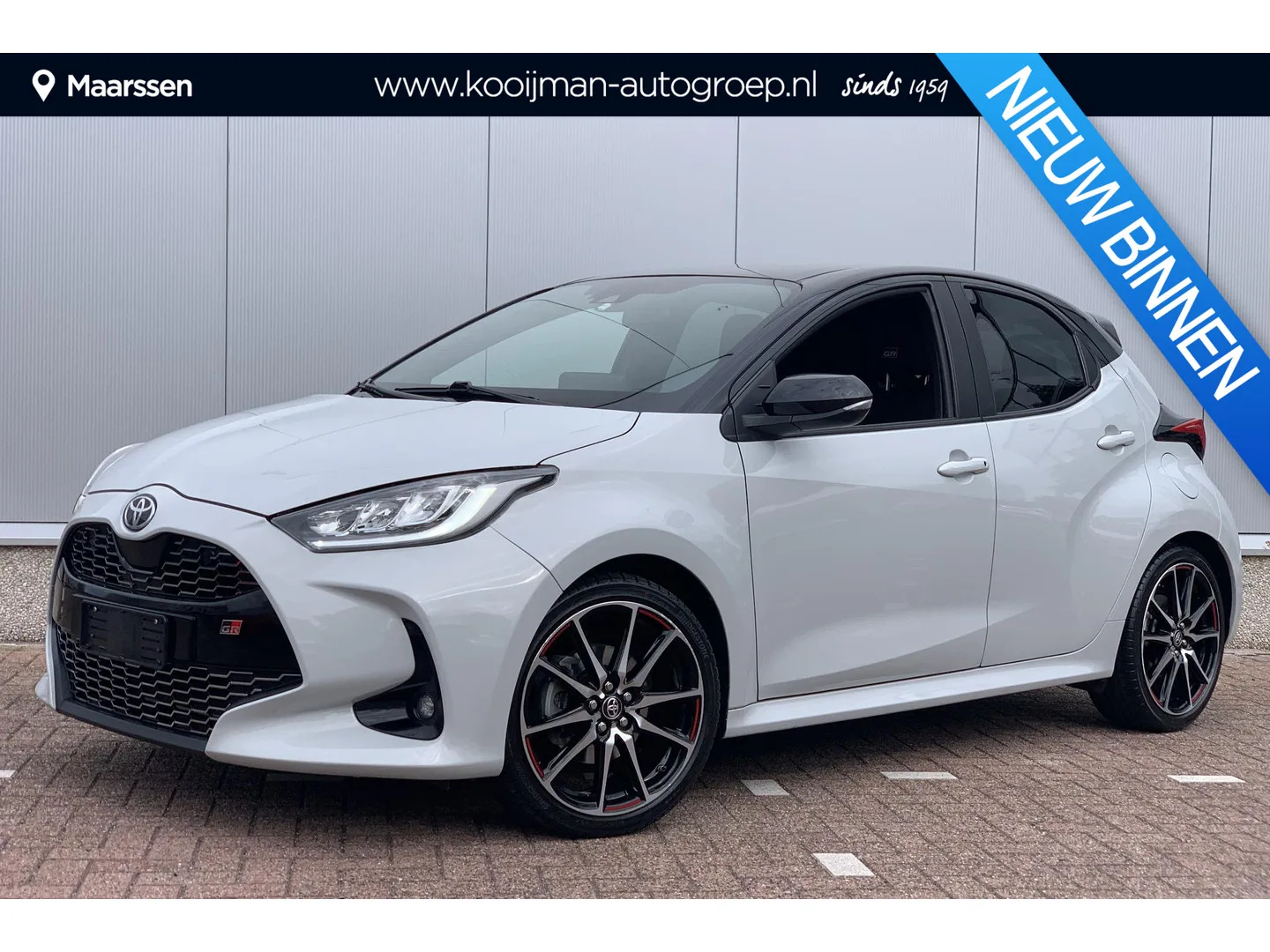 Toyota Yaris (2023) — foto 1